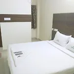 Hotel Amrita Mogappair